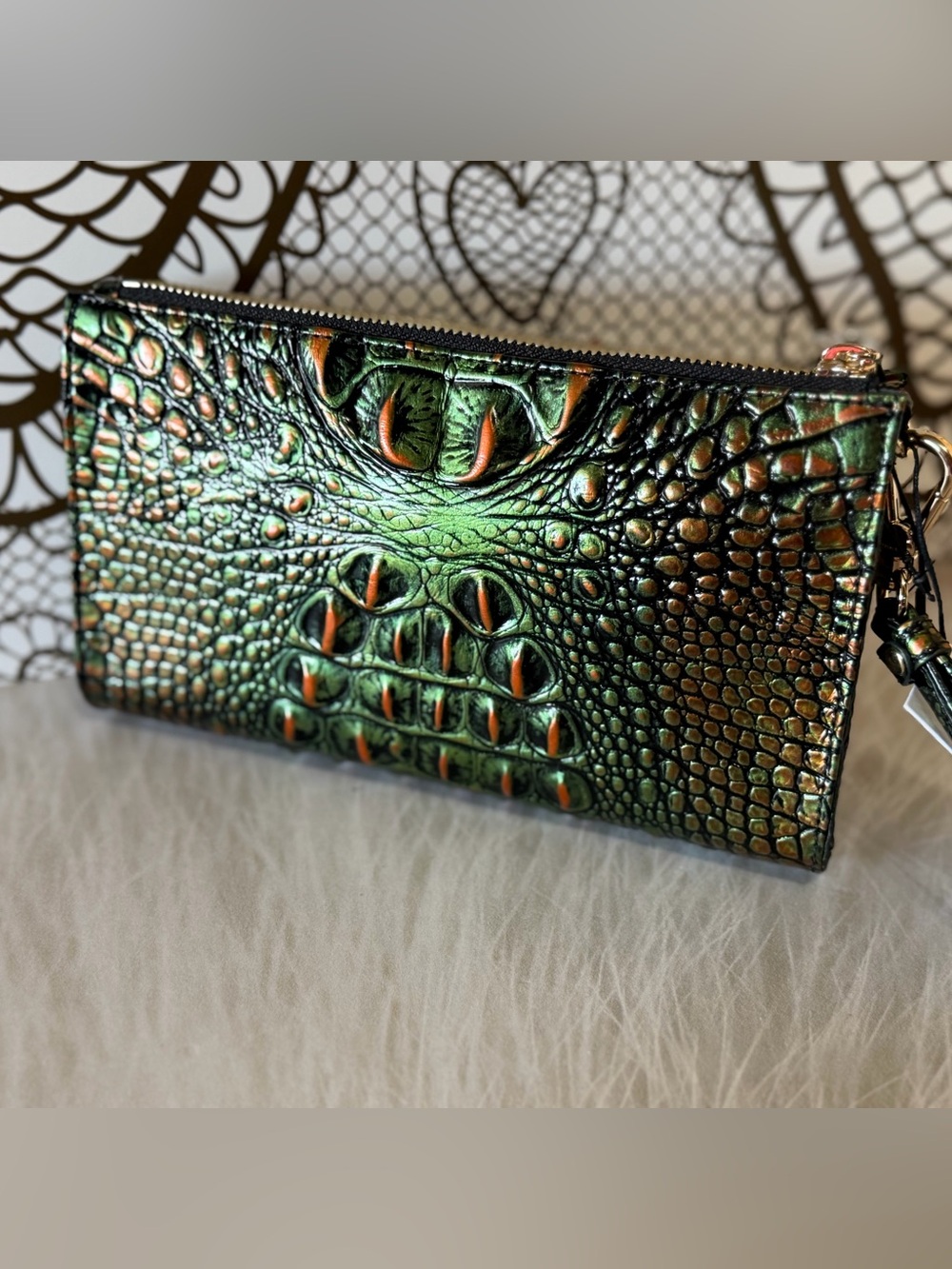 Brahmin Samba Daisy Wristlet Makeup Bag Clutch NWT PRICE FIRM$